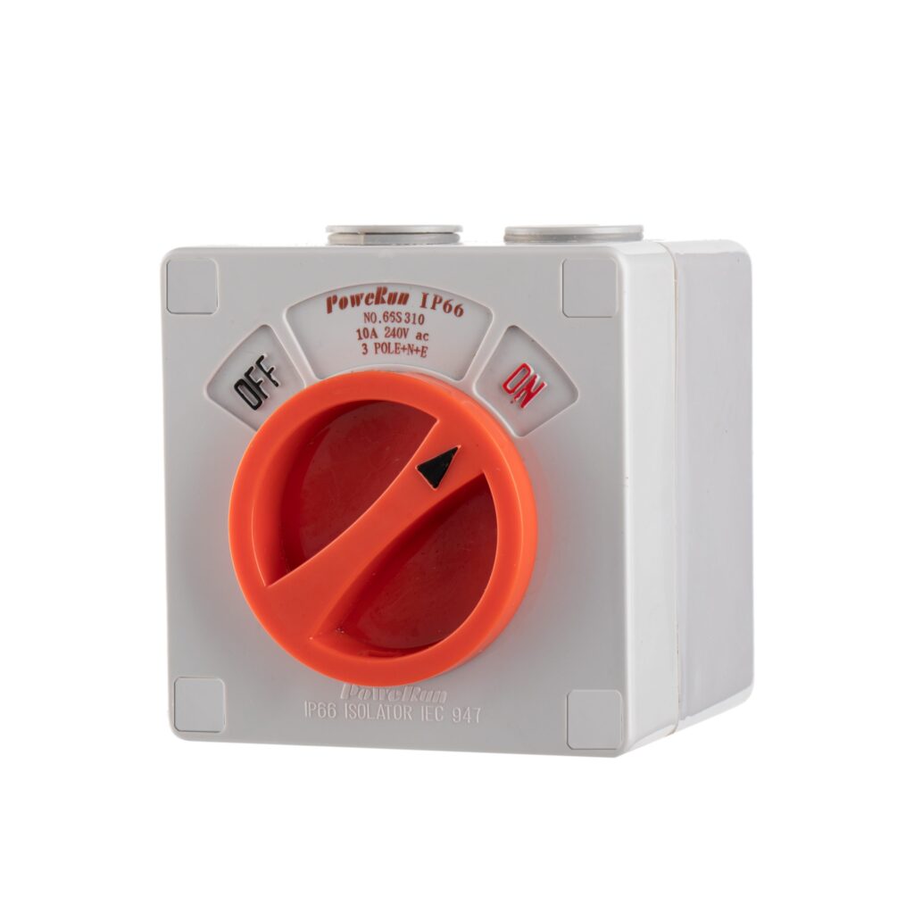Voldt® Type 2 - 32A red commando socket, 3 phase